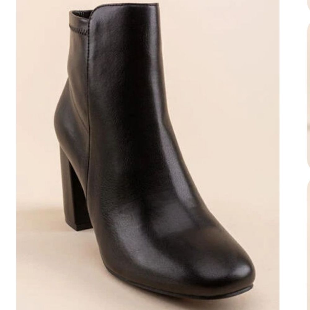 New MIA FRANCESCA'S Carla Smooth Stretch Black Booties ankle boots 11